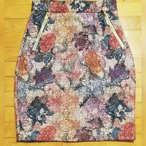 {H&M} Floral Pencil Skirt